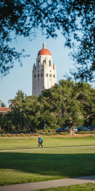 Hoover Tower and Park in Stanford in the USA